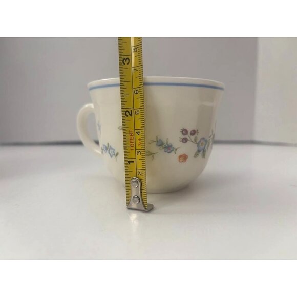 ARCOPAL France Victoria Teacup Milk Glass Floral Swirl Set of 4 Cups - Picture 5 of 6